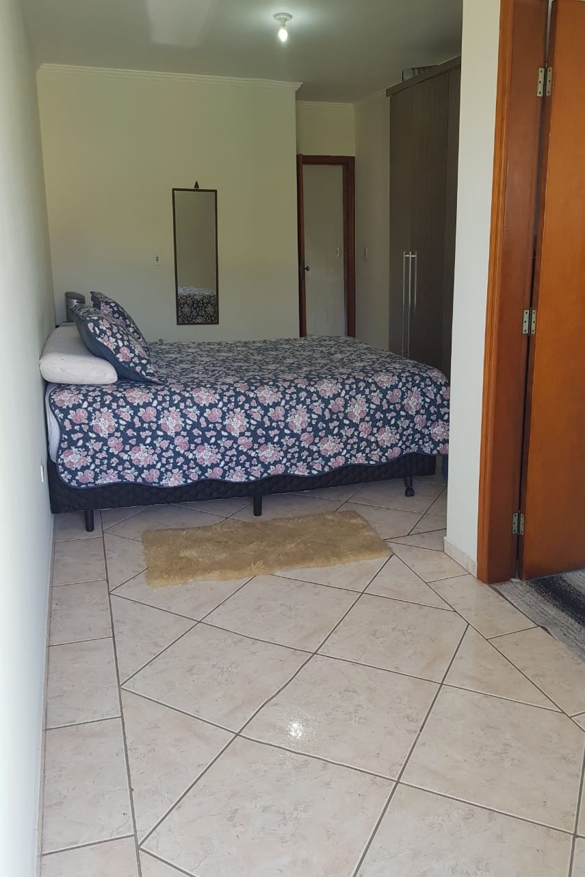 Sobrado à venda com 4 quartos, 250m² - Foto 2