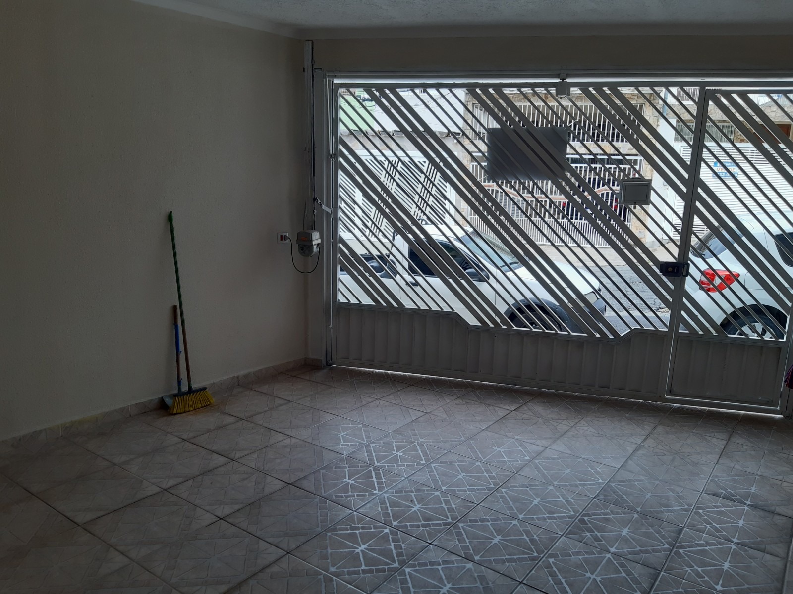 Sobrado à venda com 3 quartos, 140m² - Foto 1