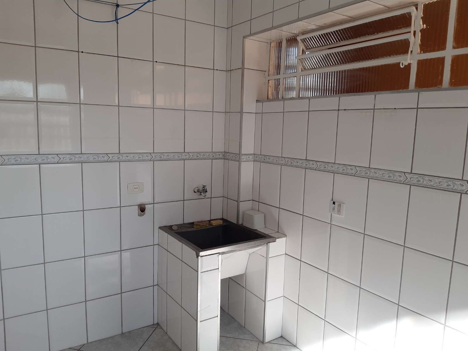 Casa à venda com 2 quartos, 100m² - Foto 17