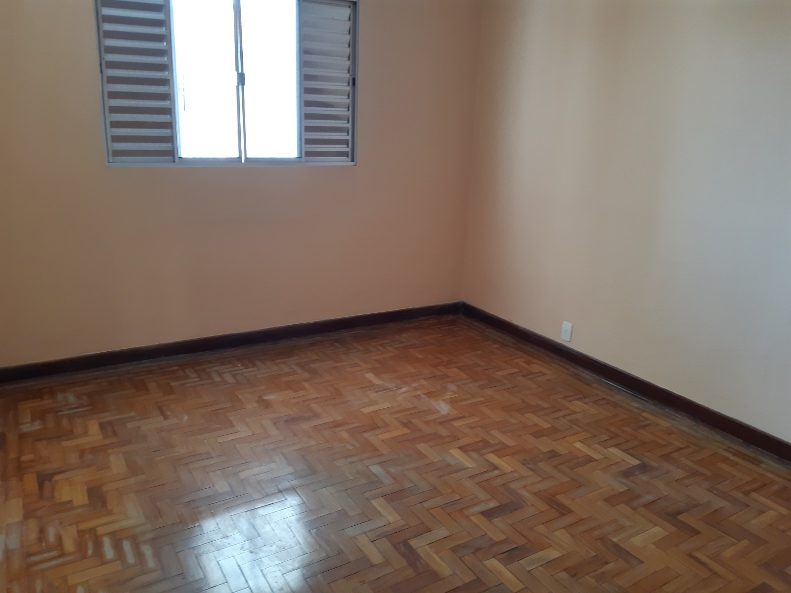 Casa à venda com 2 quartos, 100m² - Foto 12