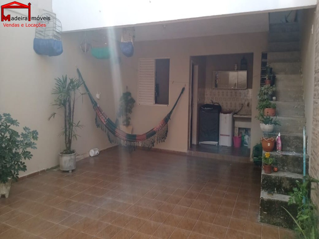 Sobrado à venda com 2 quartos, 120m² - Foto 2