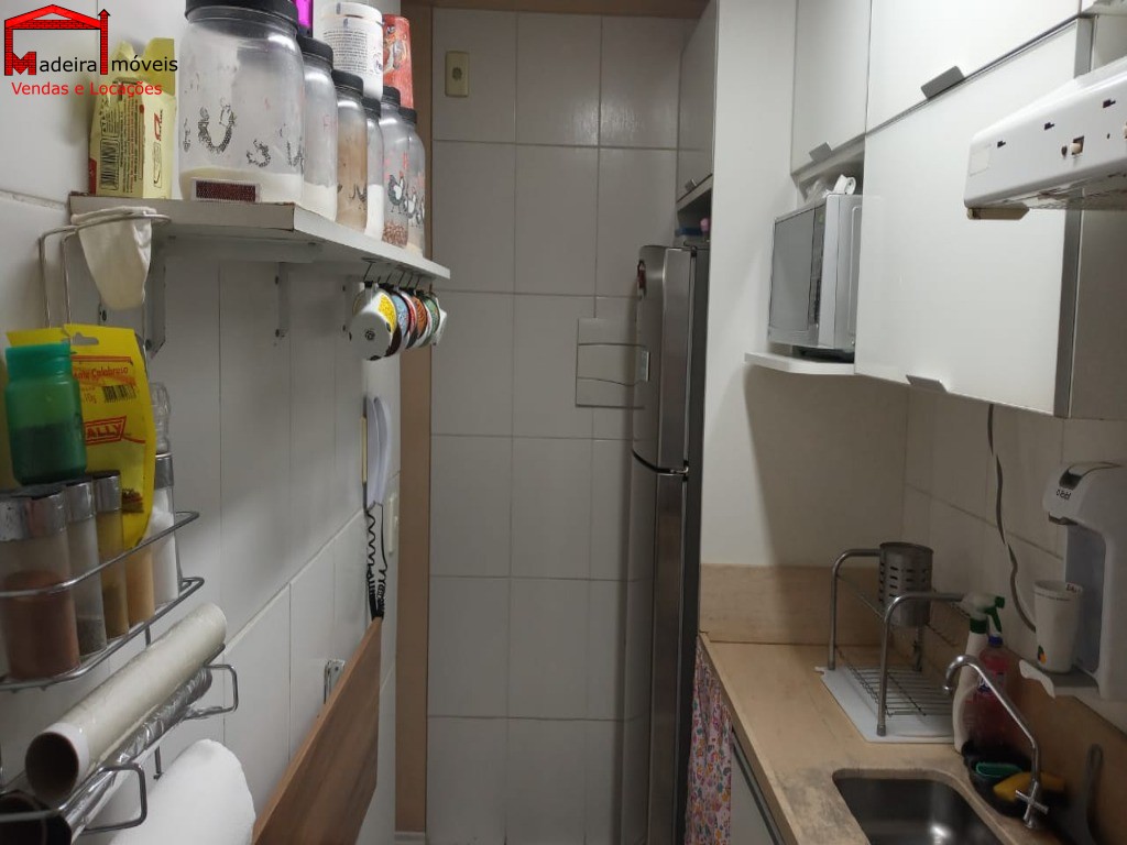 Apartamento à venda com 3 quartos, 60m² - Foto 4