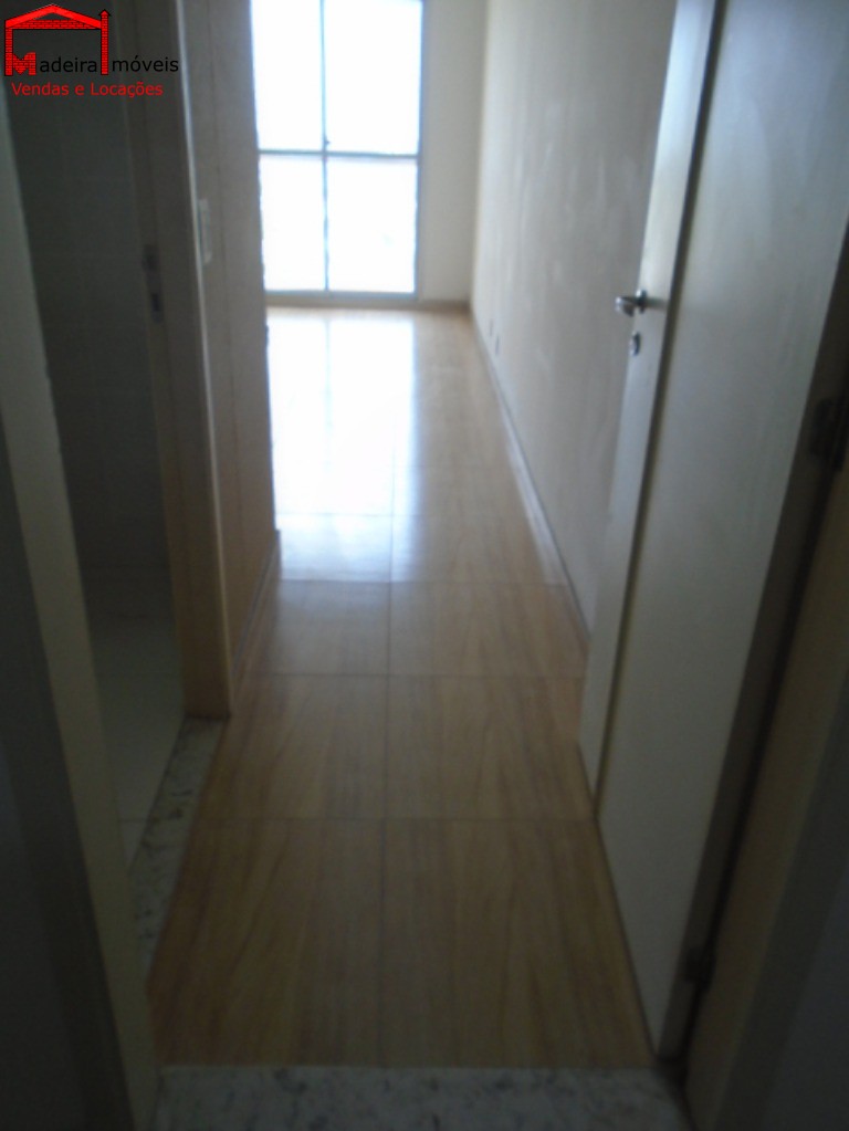 Apartamento à venda com 3 quartos, 70m² - Foto 3