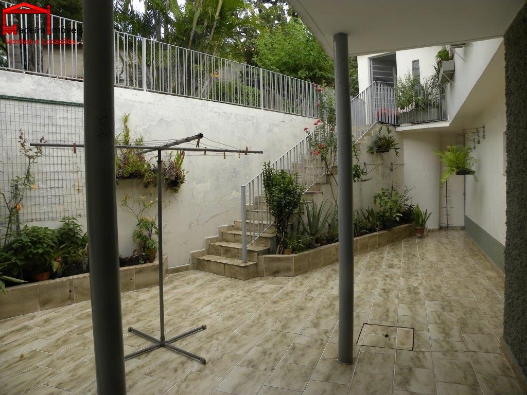 Casa à venda com 4 quartos, 250m² - Foto 13