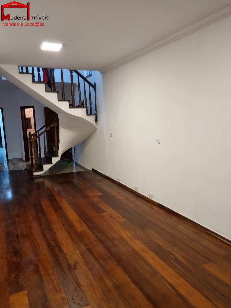 Sobrado à venda e aluguel com 4 quartos, 197m² - Foto 17