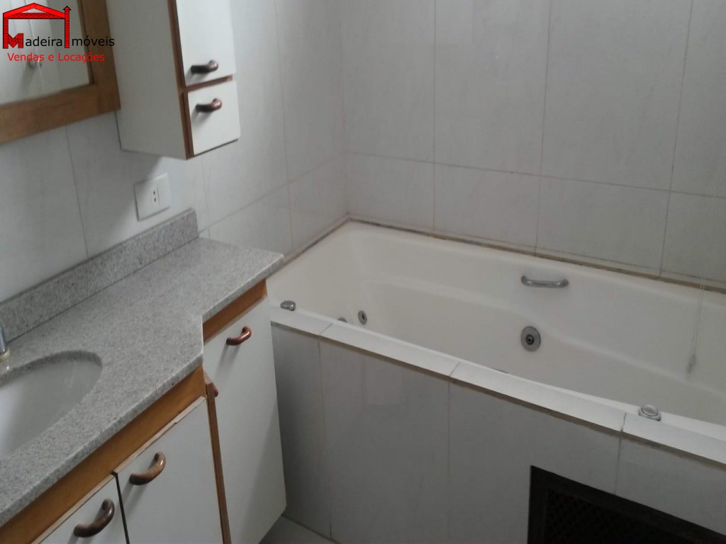 Sobrado à venda e aluguel com 4 quartos, 197m² - Foto 8