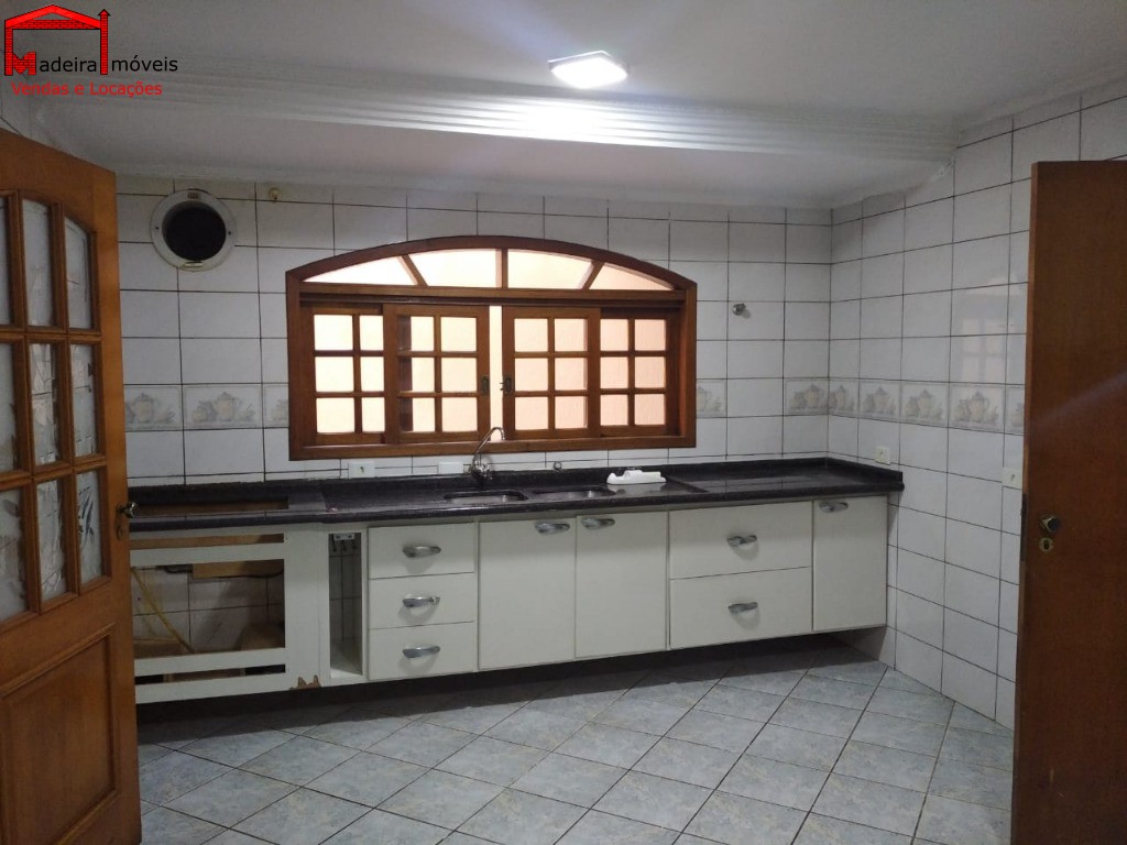 Sobrado à venda com 4 quartos, 111m² - Foto 6