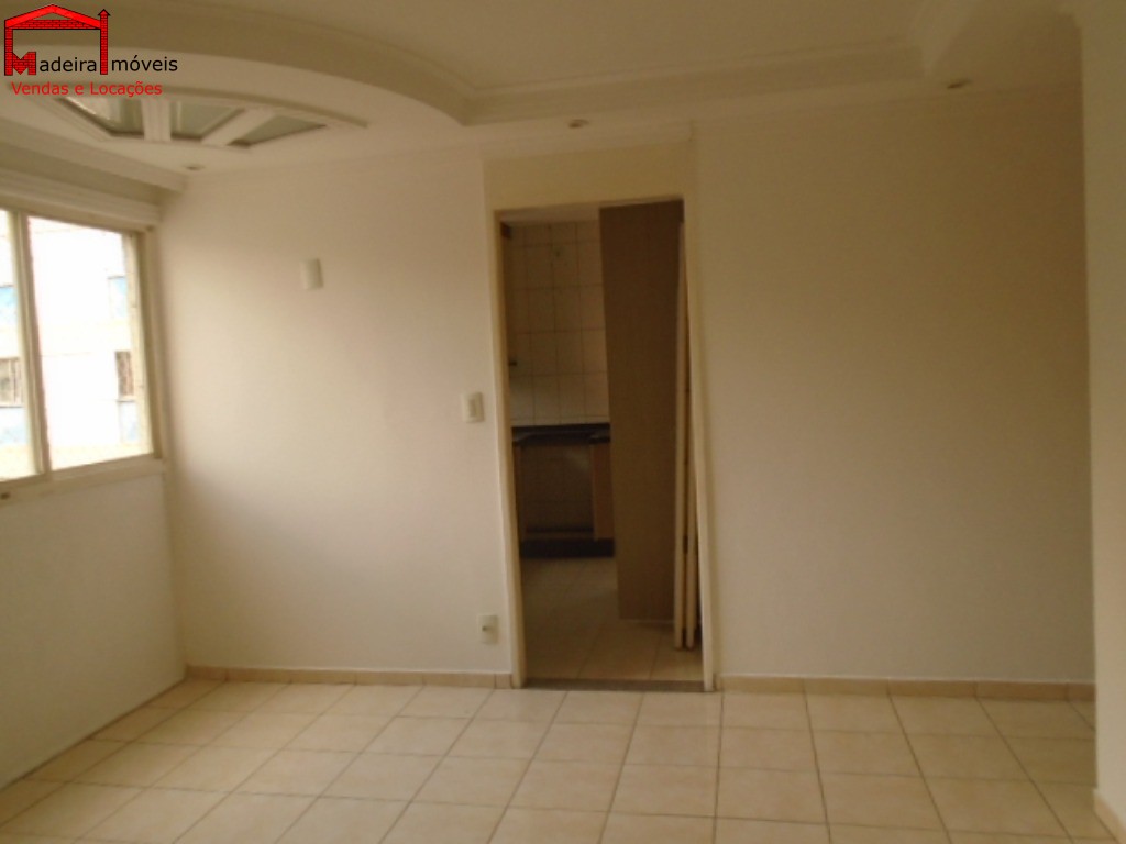 Apartamento à venda com 3 quartos, 69m² - Foto 1