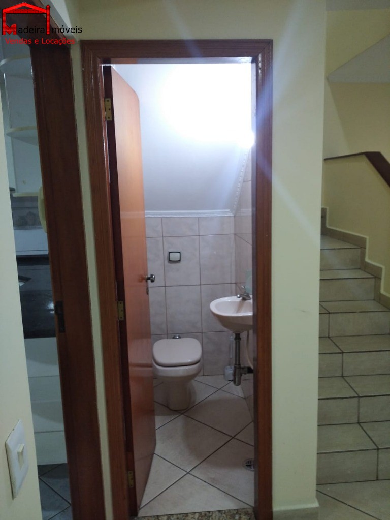 Sobrado à venda com 4 quartos, 111m² - Foto 3