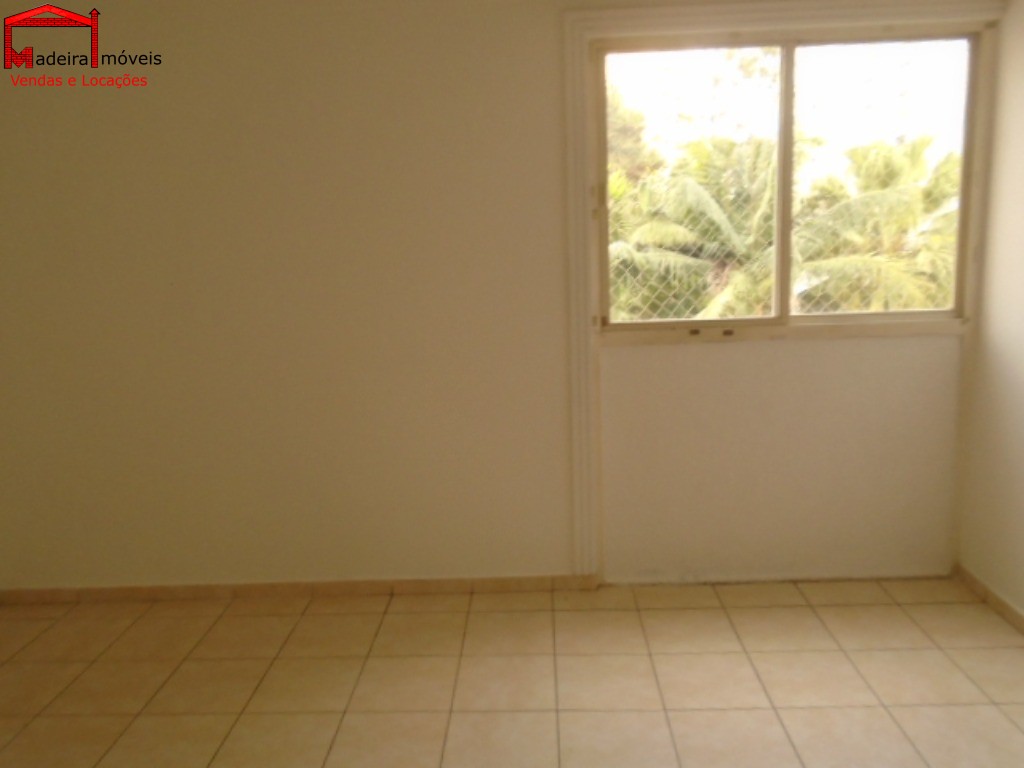 Apartamento à venda com 3 quartos, 69m² - Foto 3