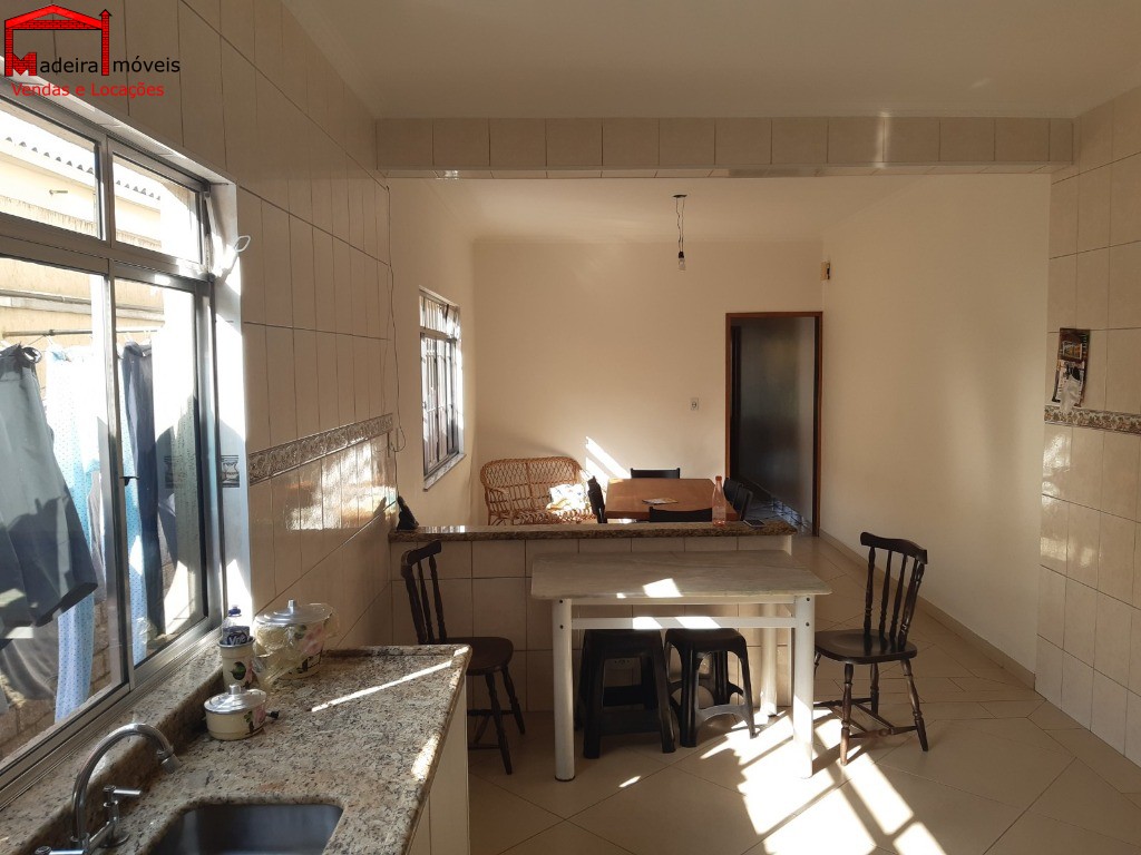 Sobrado à venda com 3 quartos, 327m² - Foto 17