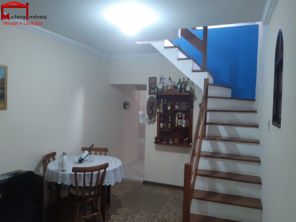 Sobrado à venda com 2 quartos, 80m² - Foto 3