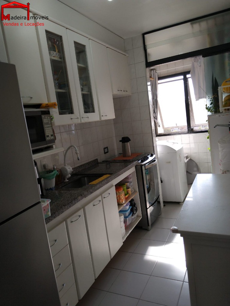 Apartamento à venda com 3 quartos, 60m² - Foto 24