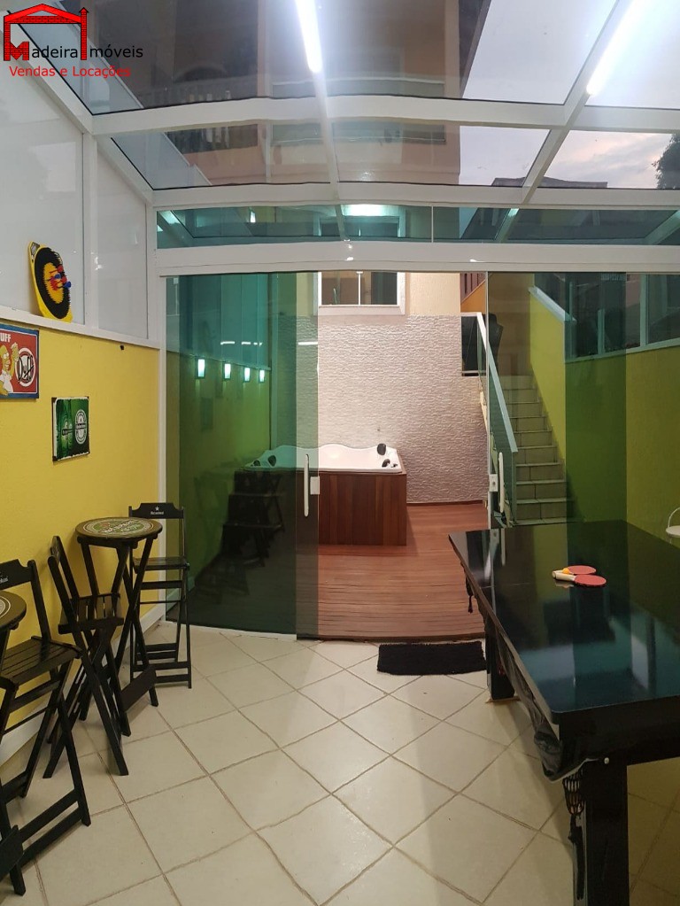 Sobrado à venda com 4 quartos, 250m² - Foto 35