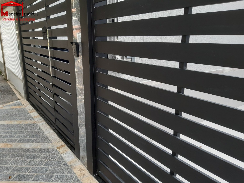 Sobrado, 3 quartos, 180 m² - Foto 1