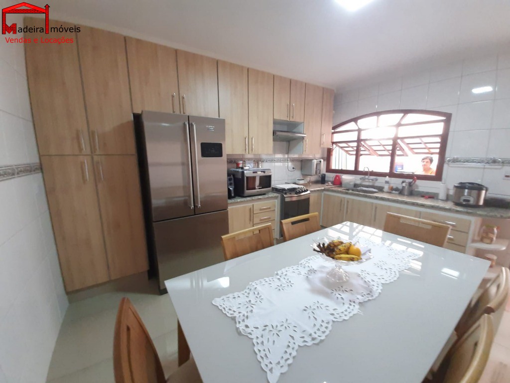 Sobrado à venda com 2 quartos, 87m² - Foto 3