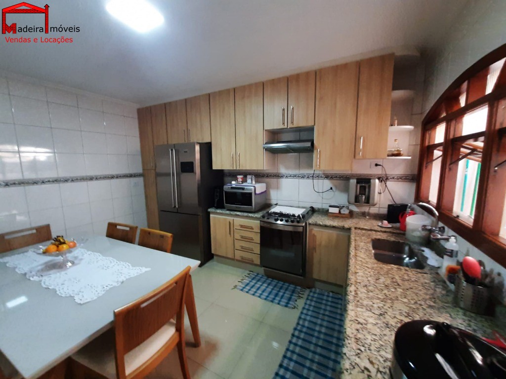 Sobrado à venda com 2 quartos, 87m² - Foto 4