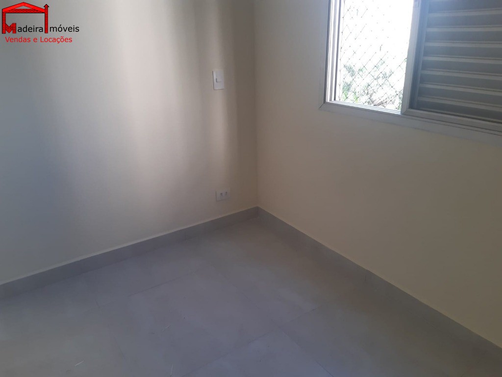 Apartamento à venda com 3 quartos, 65m² - Foto 2