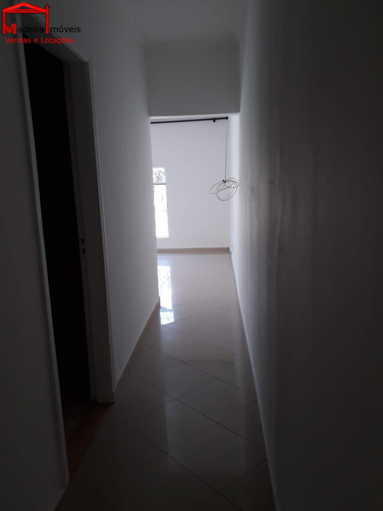 Casa à venda com 2 quartos, 97m² - Foto 6