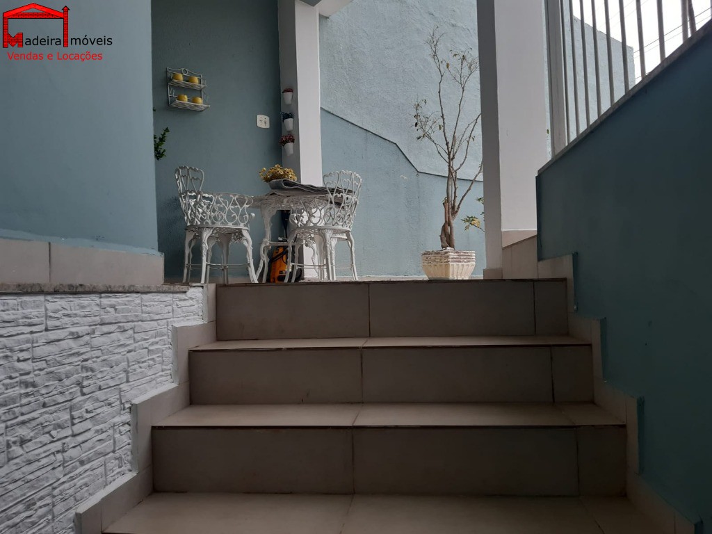 Sobrado à venda com 4 quartos, 175m² - Foto 2