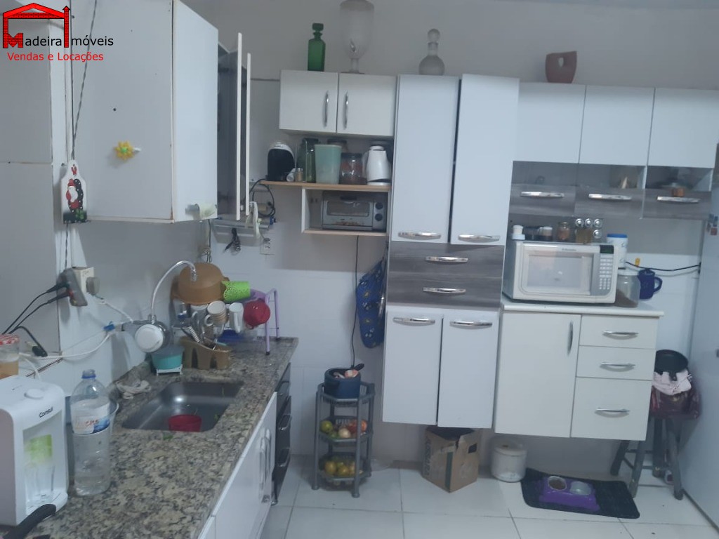 Casa à venda com 2 quartos, 140m² - Foto 6