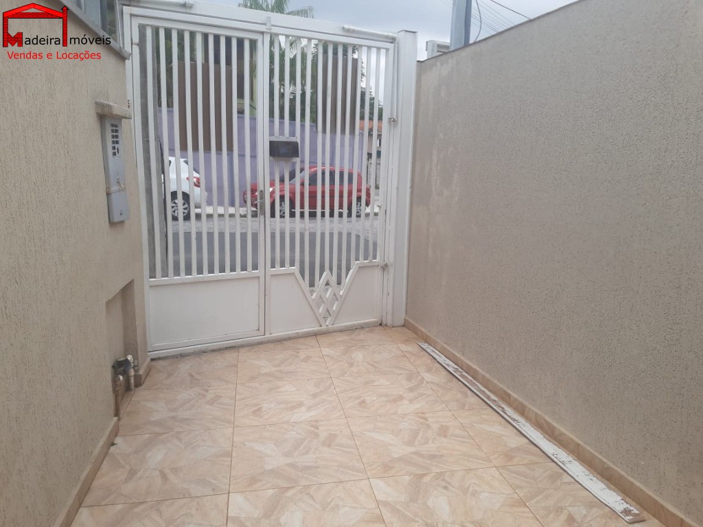 Sobrado à venda com 2 quartos, 80m² - Foto 1