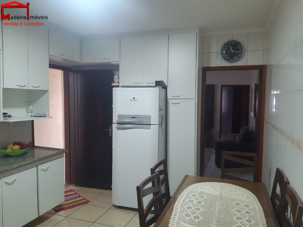 Casa à venda com 2 quartos, 125m² - Foto 10