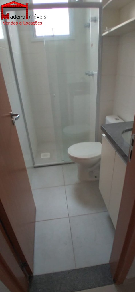 Apartamento para alugar com 2 quartos, 40m² - Foto 13