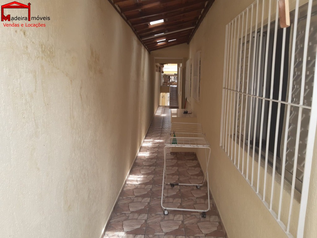 Casa à venda com 2 quartos, 125m² - Foto 17