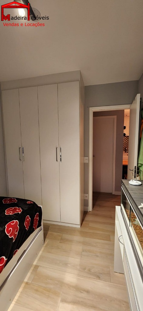 Apartamento à venda com 2 quartos, 49m² - Foto 2