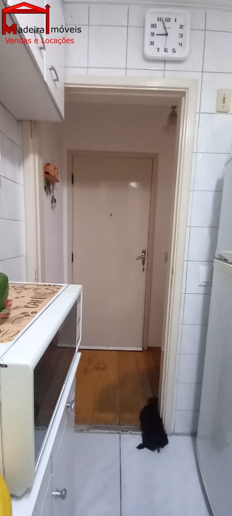 Apartamento à venda com 3 quartos, 63m² - Foto 3