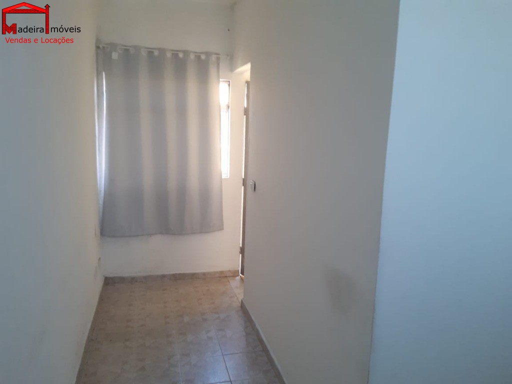 Casa à venda com 3 quartos, 100m² - Foto 8