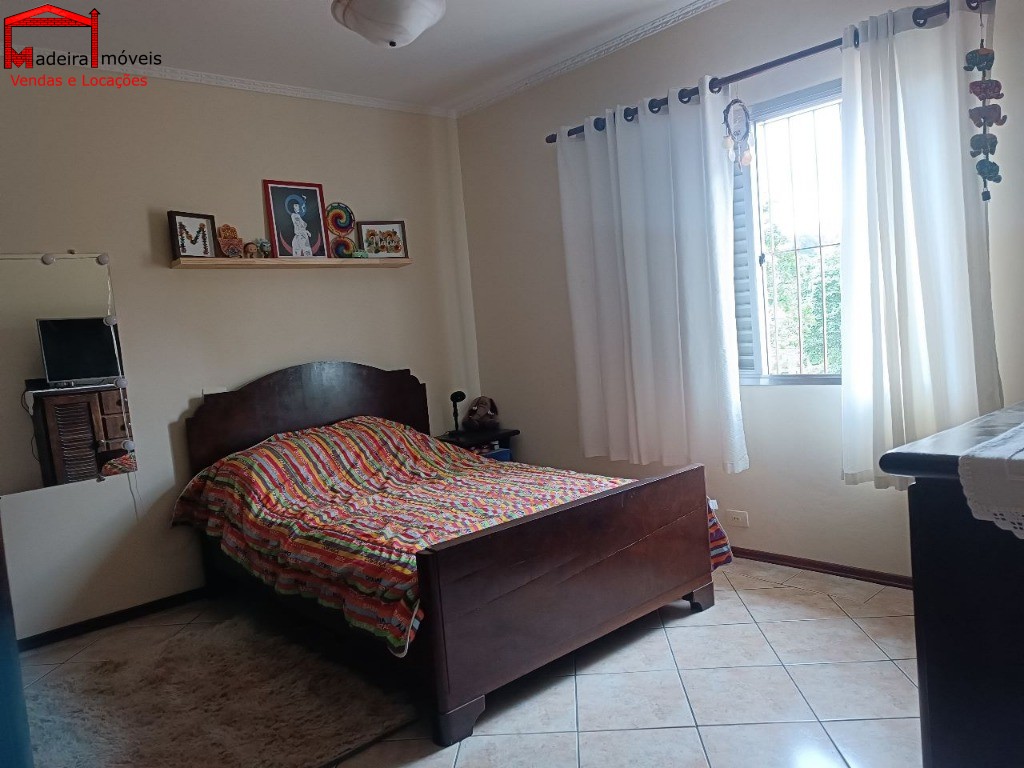 Casa à venda com 4 quartos, 230m² - Foto 13