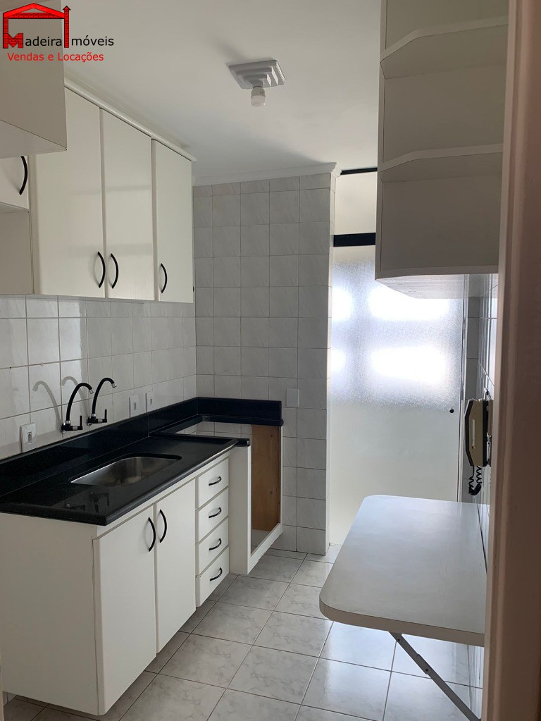 Apartamento à venda com 2 quartos, 56m² - Foto 11