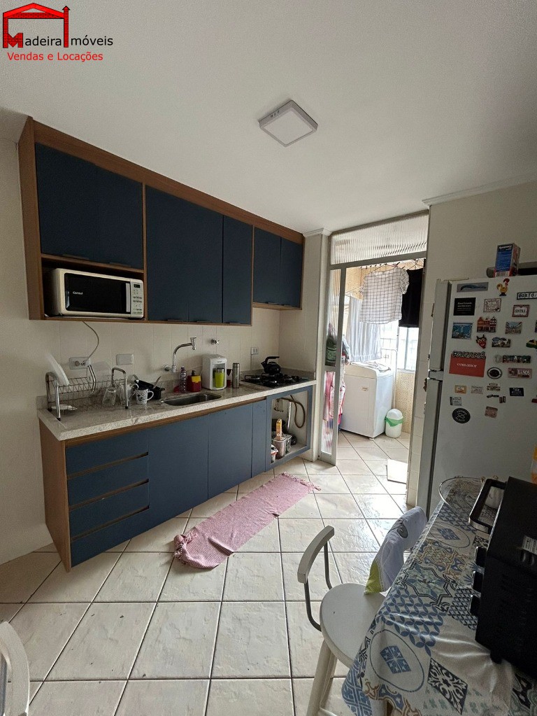 Apartamento à venda com 2 quartos, 60m² - Foto 1