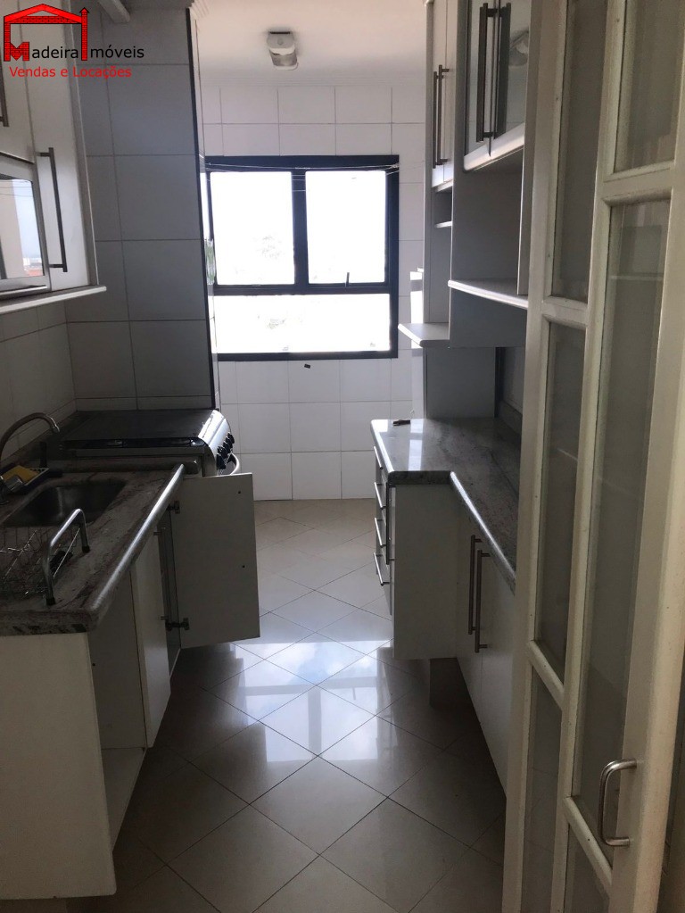 Apartamento à venda com 2 quartos, 60m² - Foto 11