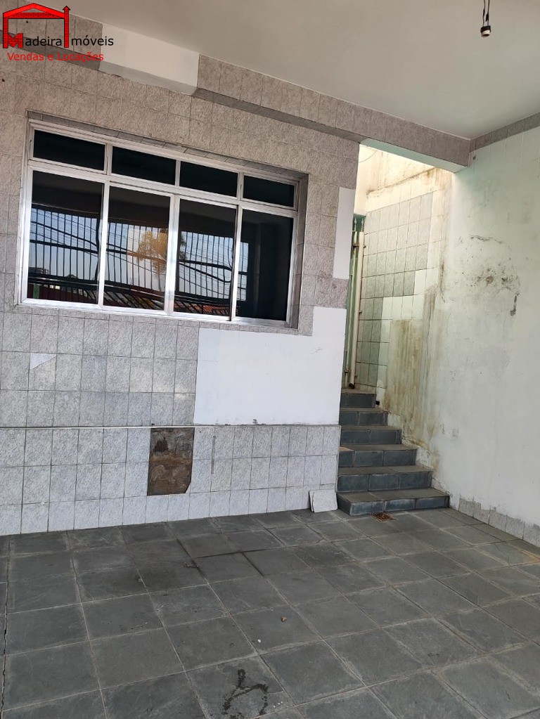 Sobrado à venda com 3 quartos, 123m² - Foto 1