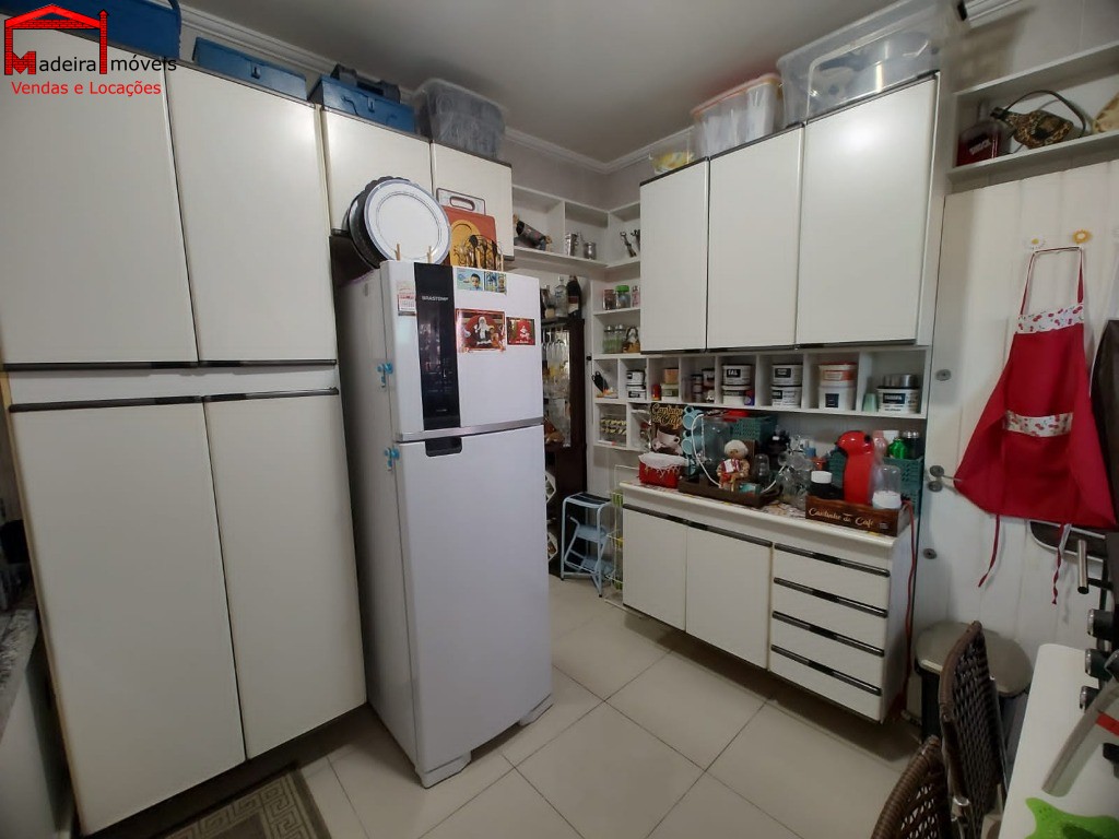 Sobrado à venda com 2 quartos, 60m² - Foto 17