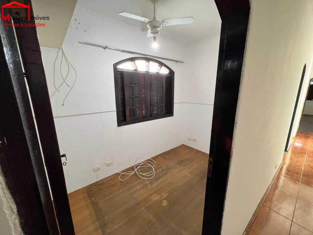 Sobrado à venda com 3 quartos, 130m² - Foto 13