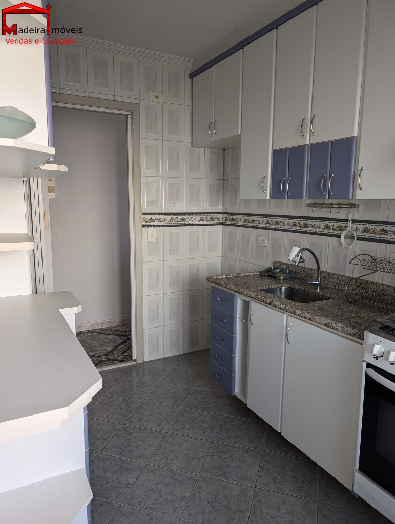 Apartamento para alugar com 2 quartos, 55m² - Foto 11