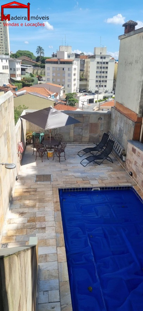 Sobrado à venda com 4 quartos, 130m² - Foto 1