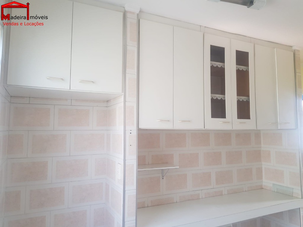 Apartamento à venda com 2 quartos, 42m² - Foto 9