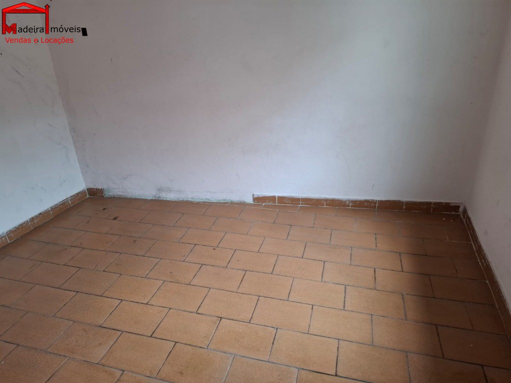 Casa à venda com 2 quartos, 150m² - Foto 7