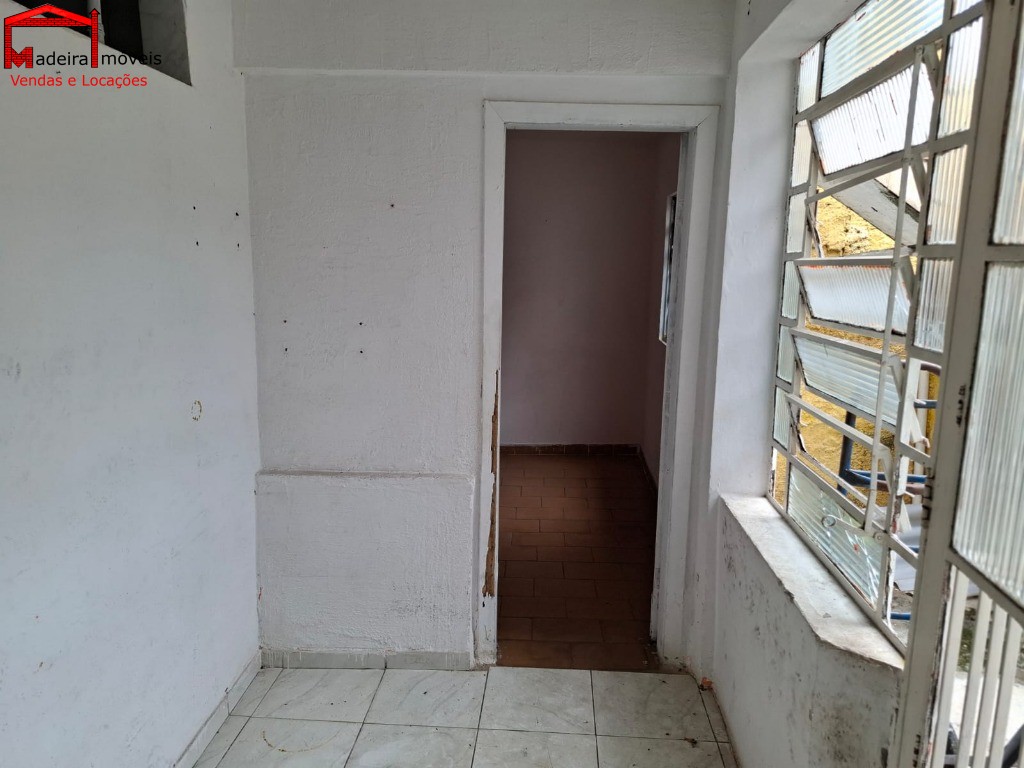 Casa à venda com 2 quartos, 150m² - Foto 6