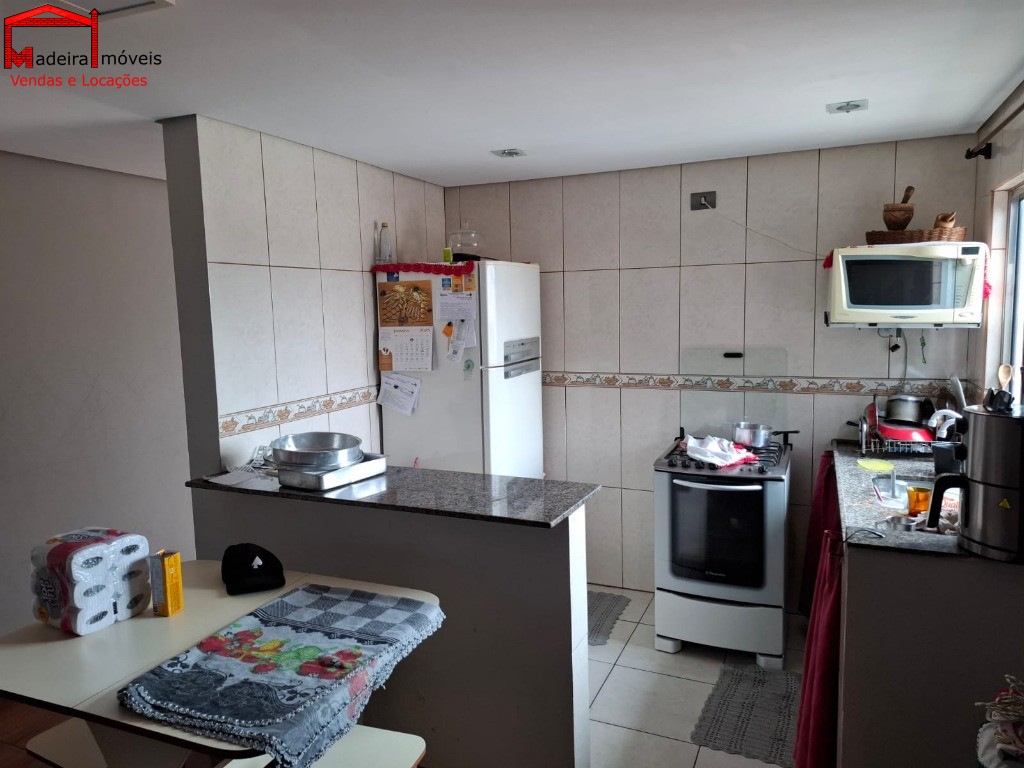 Casa à venda com 3 quartos, 150m² - Foto 11