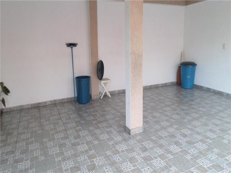 Sobrado à venda com 3 quartos, 150m² - Foto 2