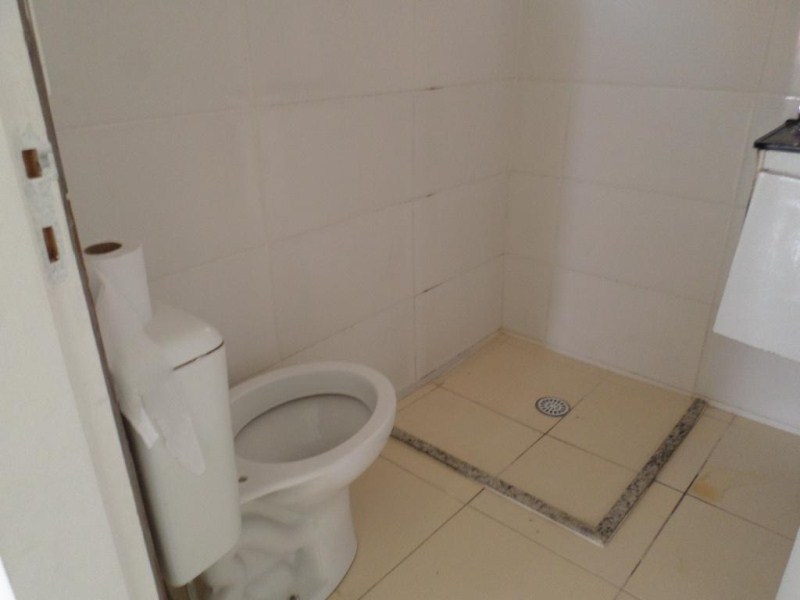 Casa à venda com 2 quartos, 275m² - Foto 8