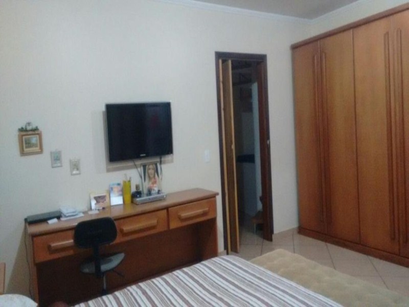 Sobrado à venda com 3 quartos, 252m² - Foto 12