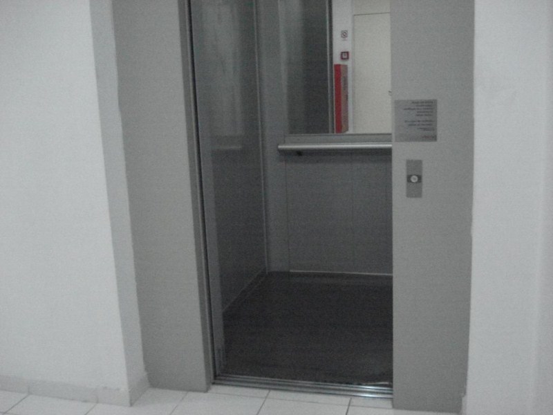 Apartamento à venda com 2 quartos, 47m² - Foto 2