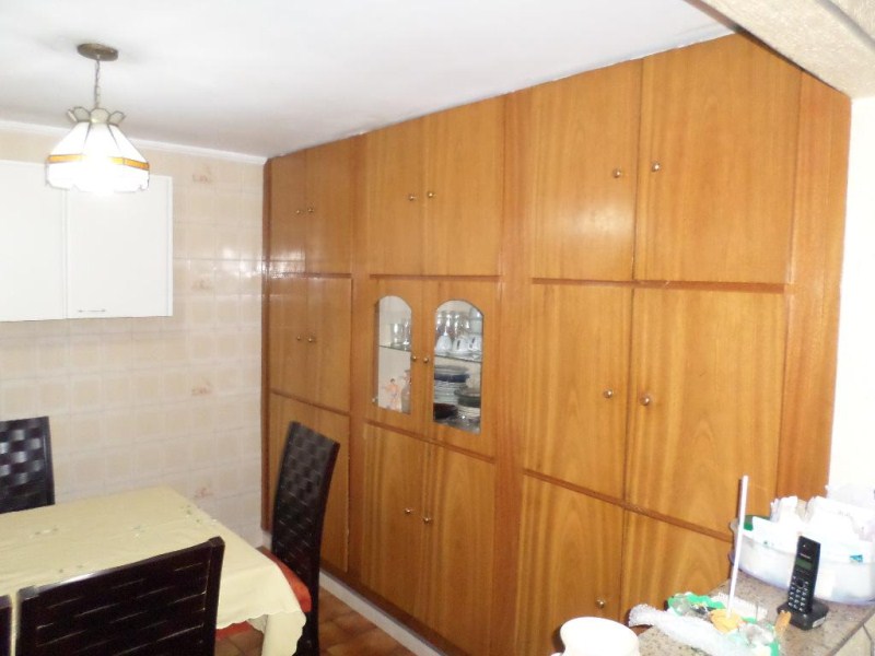 Sobrado à venda com 2 quartos, 190m² - Foto 33